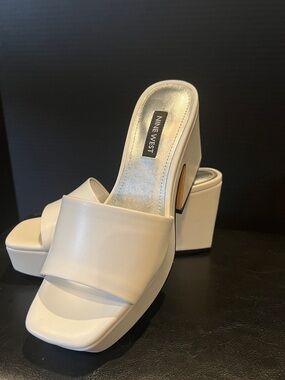 Nine West white Platform Slide Mules